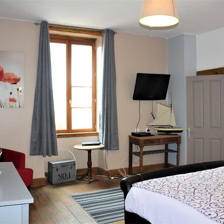 Maison De Maitre I Availles-Limouzine Esterno foto